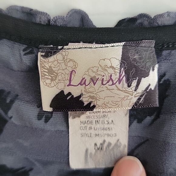 Lavish short sleeved tiered ruffle top Women's Size M - Picture 8 of 11